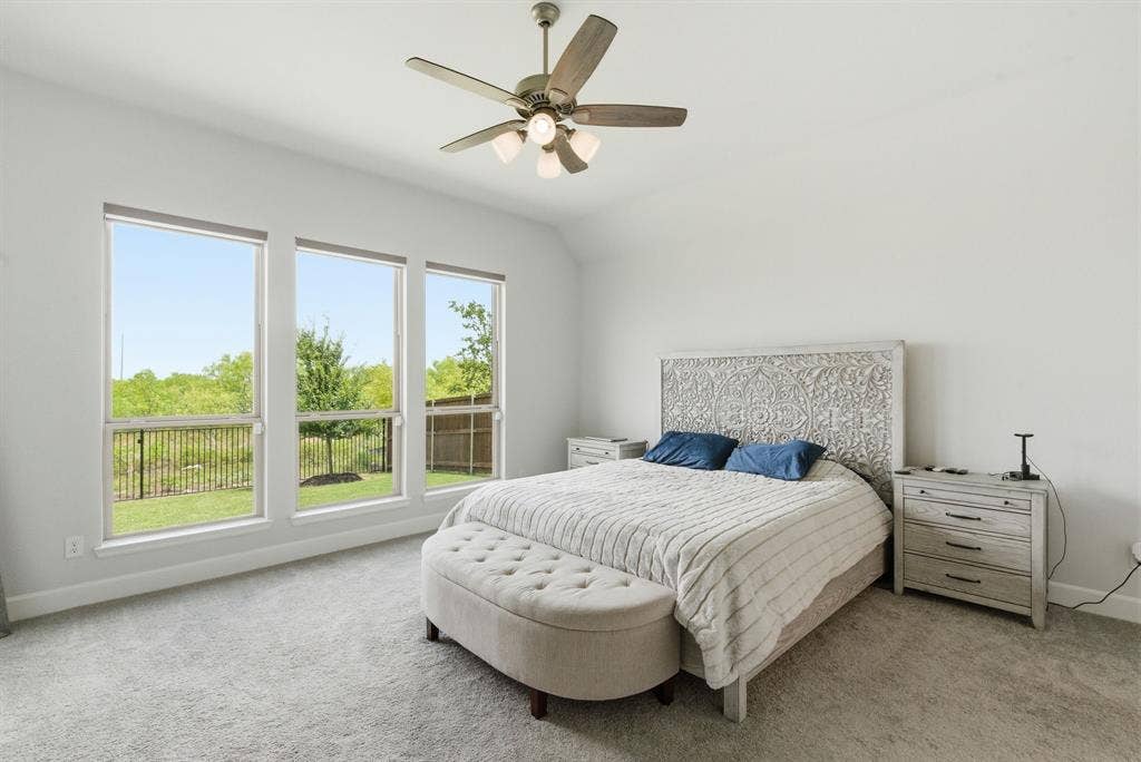 915 Winter Cherry Lane, Haslet, TX 76052