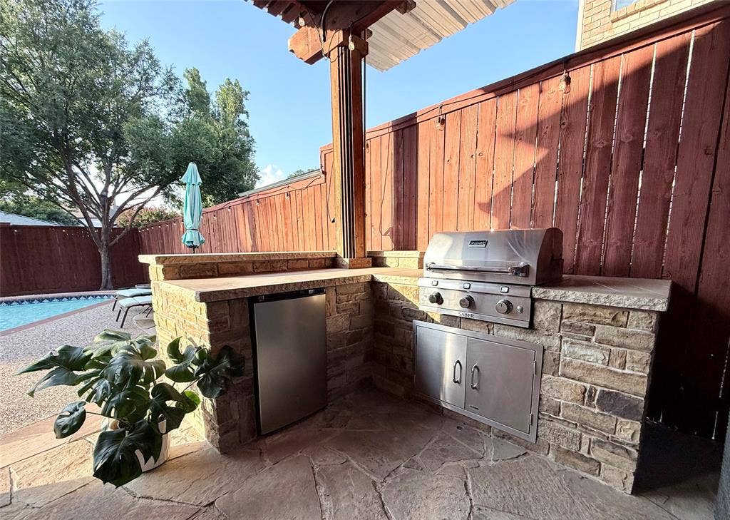 1733 Steamboat Drive, Plano, TX 75025 1733 Steamboat Drive, Plano, TX 75025