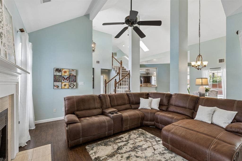 1733 Steamboat Drive, Plano, TX 75025 1733 Steamboat Drive, Plano, TX 75025