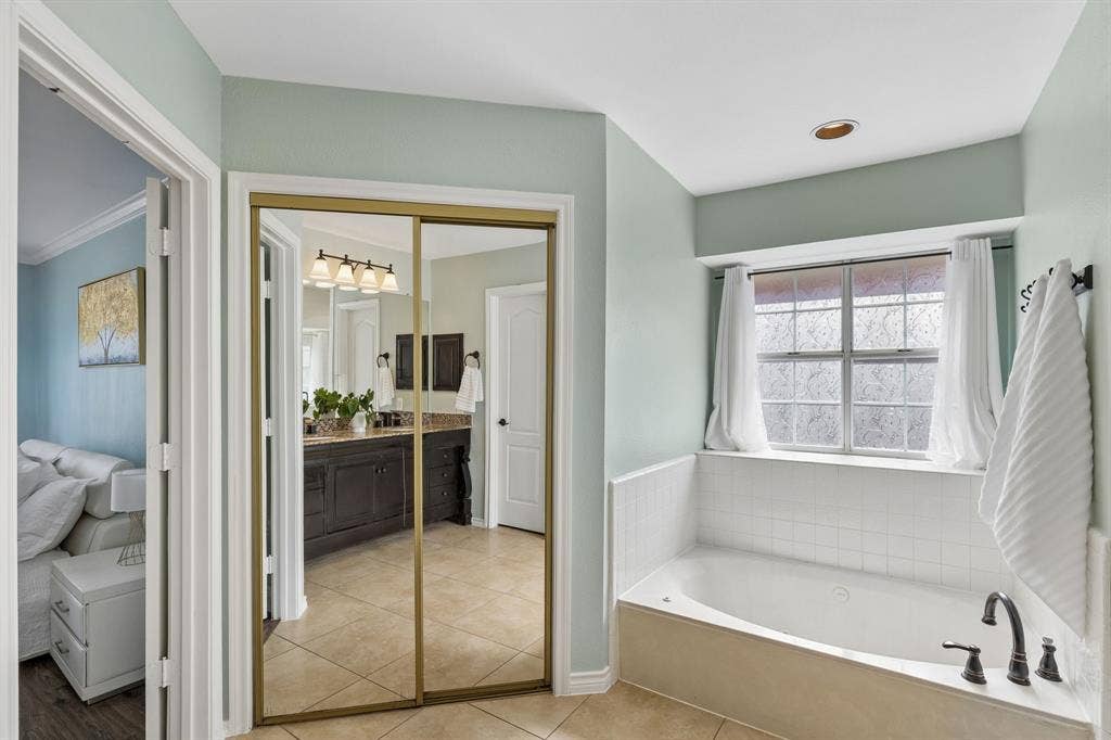 1733 Steamboat Drive, Plano, TX 75025 1733 Steamboat Drive, Plano, TX 75025