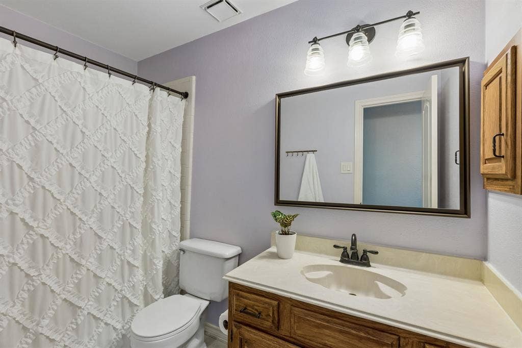 1733 Steamboat Drive, Plano, TX 75025 1733 Steamboat Drive, Plano, TX 75025