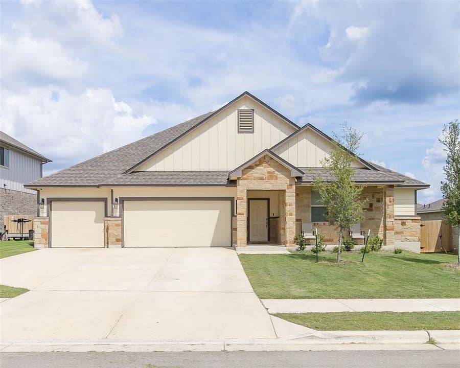 Property photo for 1834 Saddlebred Loop, Harker Heights, TX