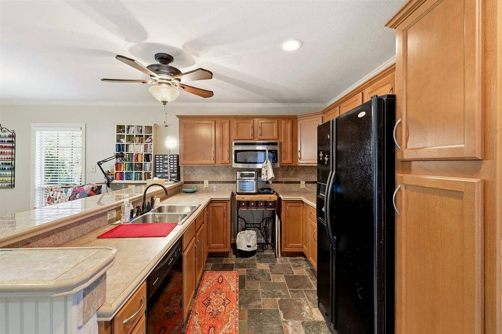 702 Noonday Road, Chandler, TX 75758 702 Noonday Road, Chandler, TX 75758