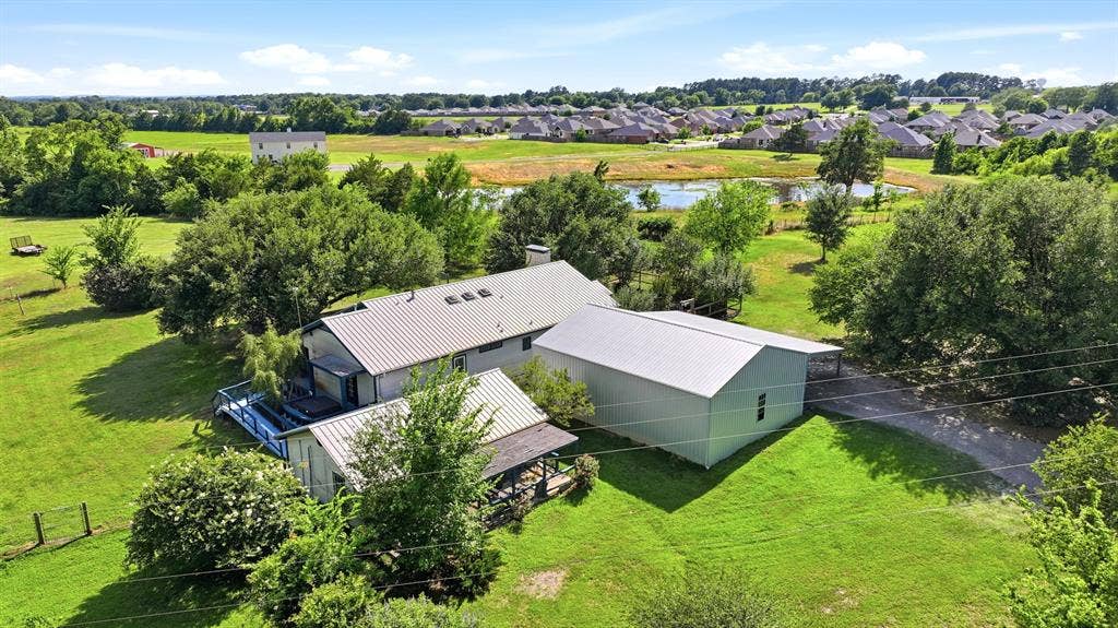 702 Noonday Road, Chandler, TX 75758 702 Noonday Road, Chandler, TX 75758