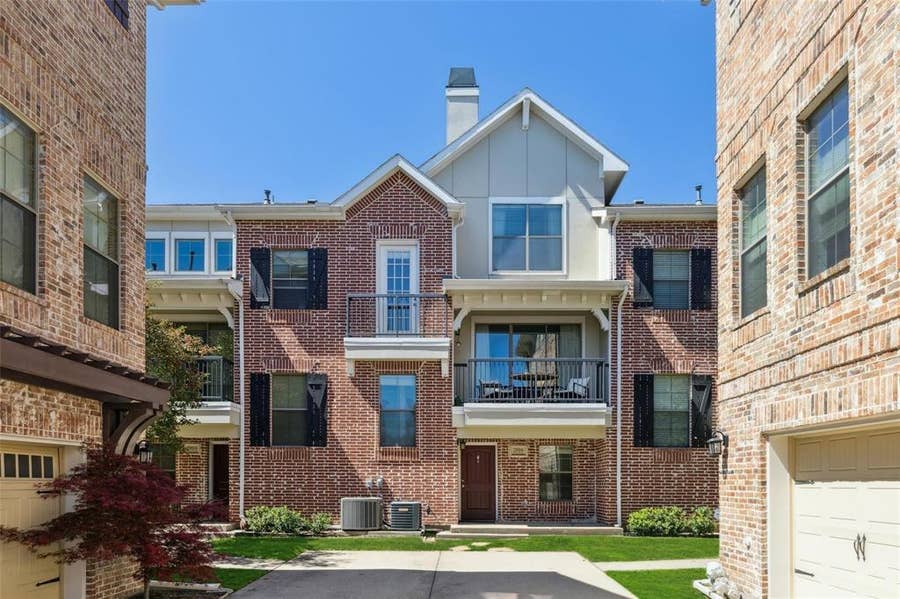 Property photo for 2016 Azure Pointe, Richardson, TX
