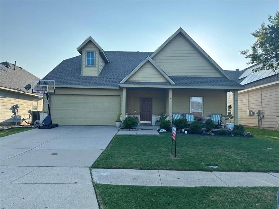 Property photo for 1208 Lazy Lane, McKinney, TX