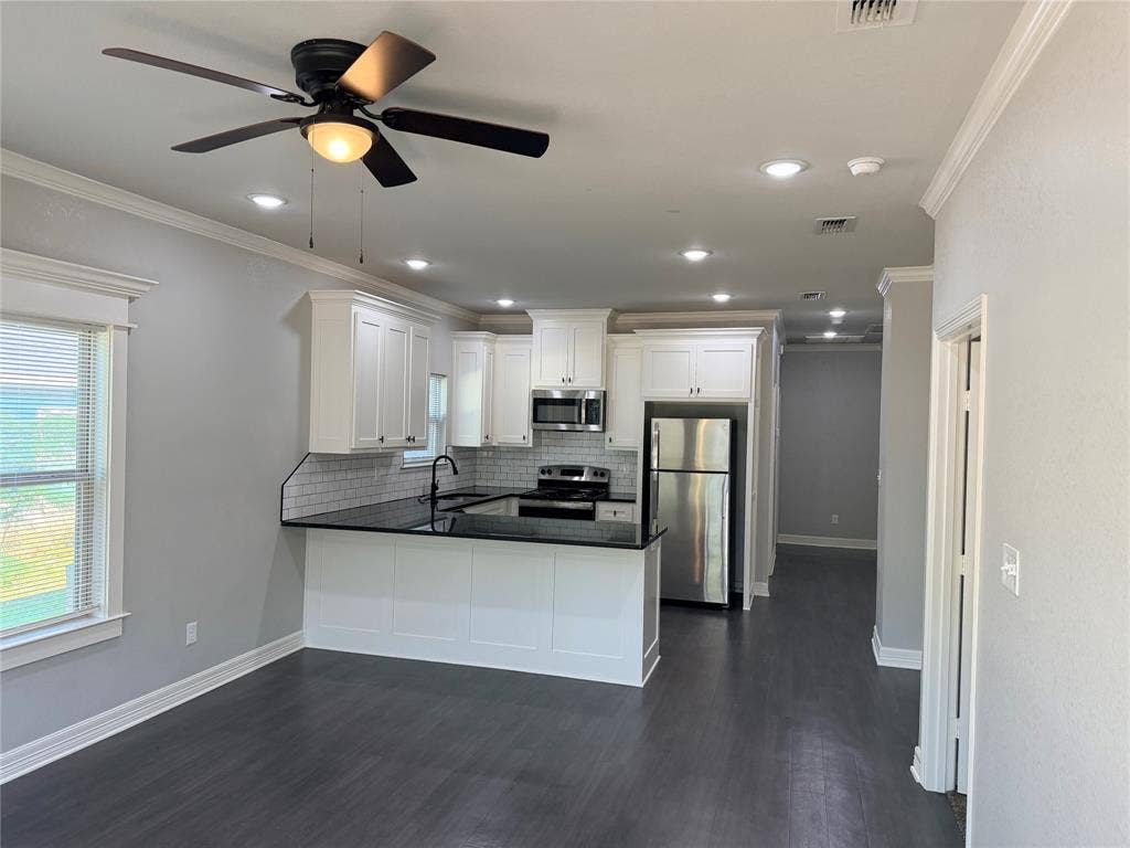 501 W Vance, Tyler, TX 75702 501 W Vance, Tyler, TX 75702