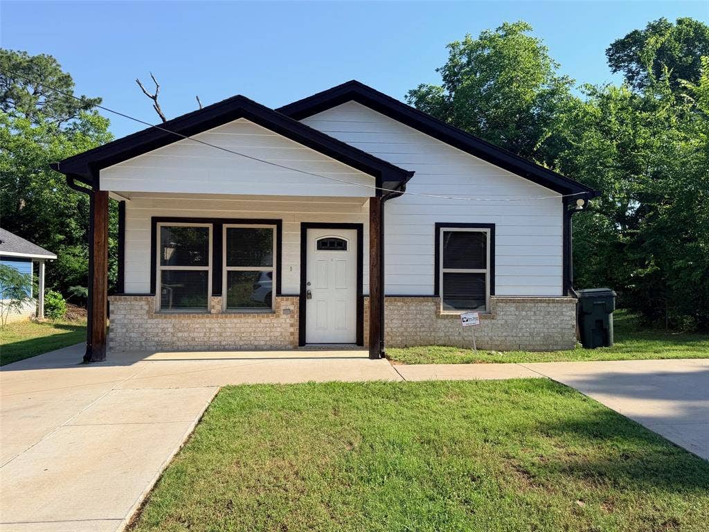 501 W Vance, Tyler, TX 75702 501 W Vance, Tyler, TX 75702