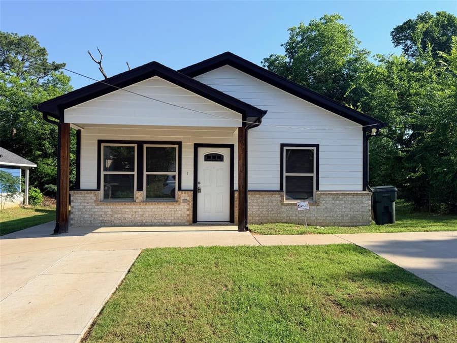Property photo for 501 W Vance, Tyler, TX