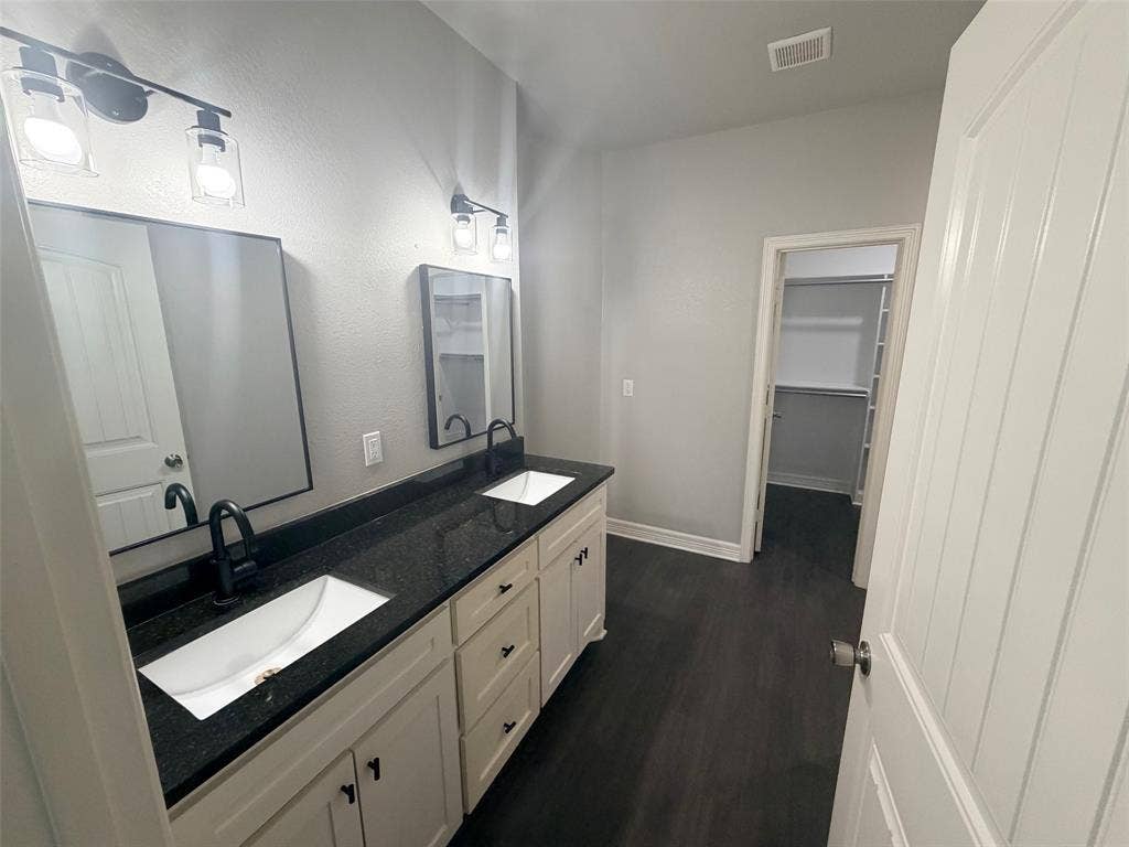 501 W Vance, Tyler, TX 75702 501 W Vance, Tyler, TX 75702