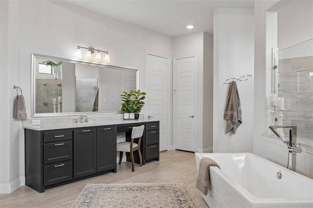 6300 Warwick Way, Parker, TX 75002 6300 Warwick Way, Parker, TX 75002