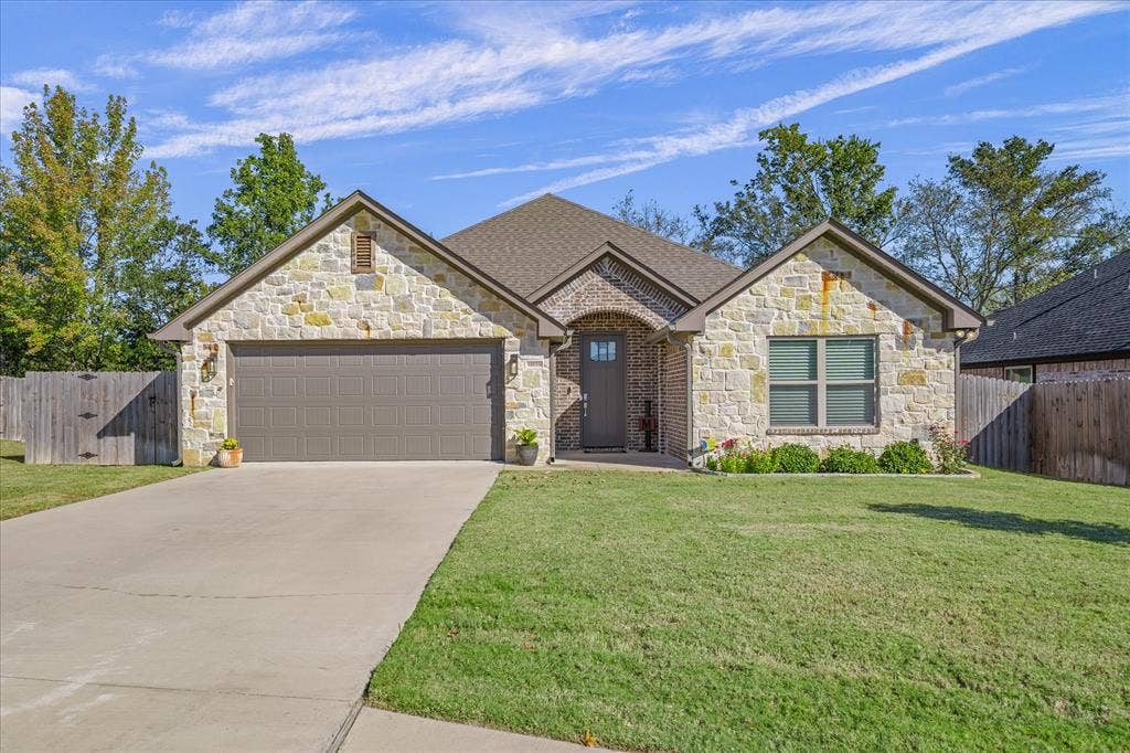 10059 Dayspring Drive, Flint, TX 75762 10059 Dayspring Drive, Flint, TX 75762