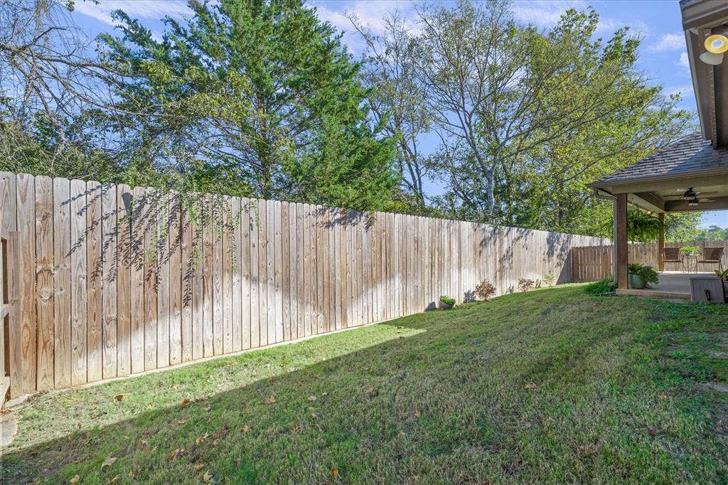 10059 Dayspring Drive, Flint, TX 75762 10059 Dayspring Drive, Flint, TX 75762