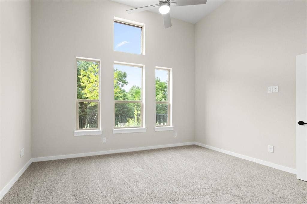 8609 Del Rio Trail, Rowlett, TX 75089 020-8609DelRioTrail-Wylie-TX-75098-PrimaryBedroom.jpg-SMALL