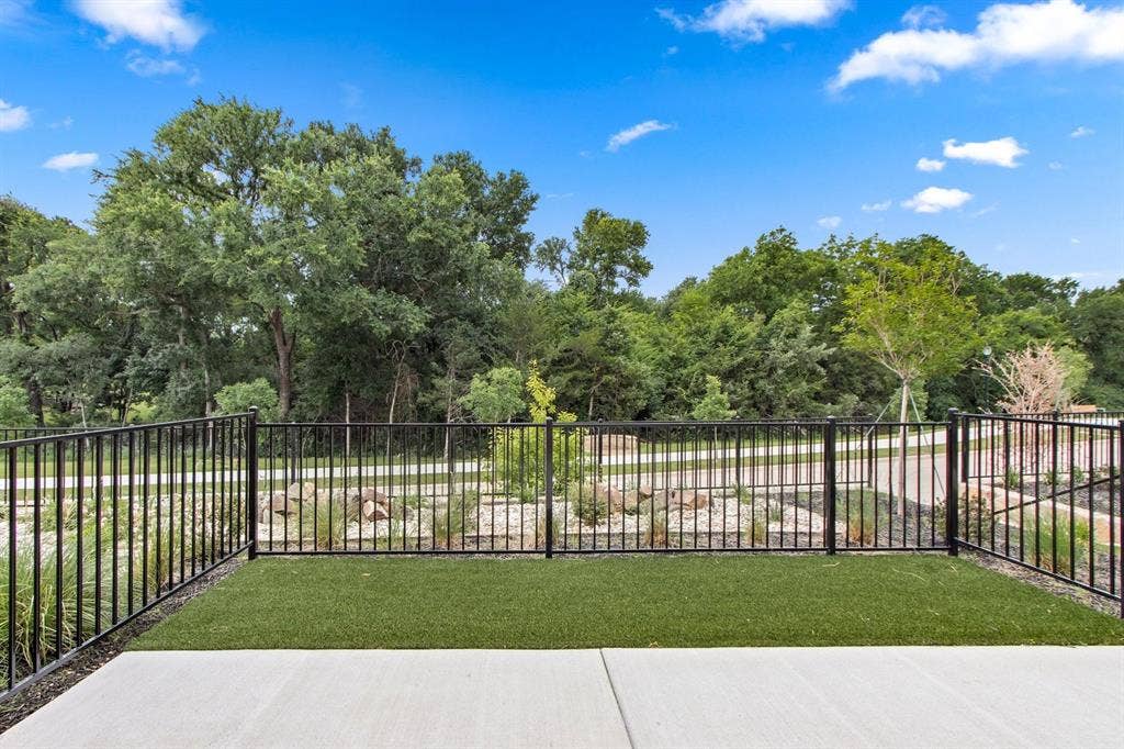 8609 Del Rio Trail, Rowlett, TX 75089 006-8609DelRioTrail-Wylie-TX-75098-Exterior.jpg-SMALL