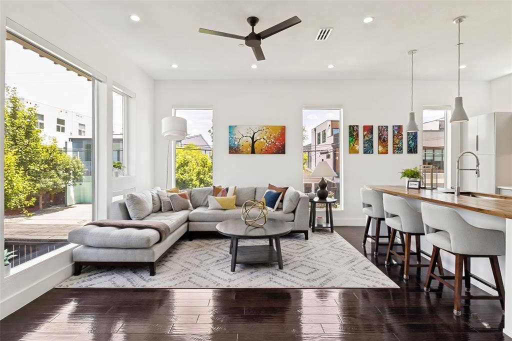 4811 Manett Street, #101, Dallas, TX 75204 4811 Manett Street, #101, Dallas, TX 75204