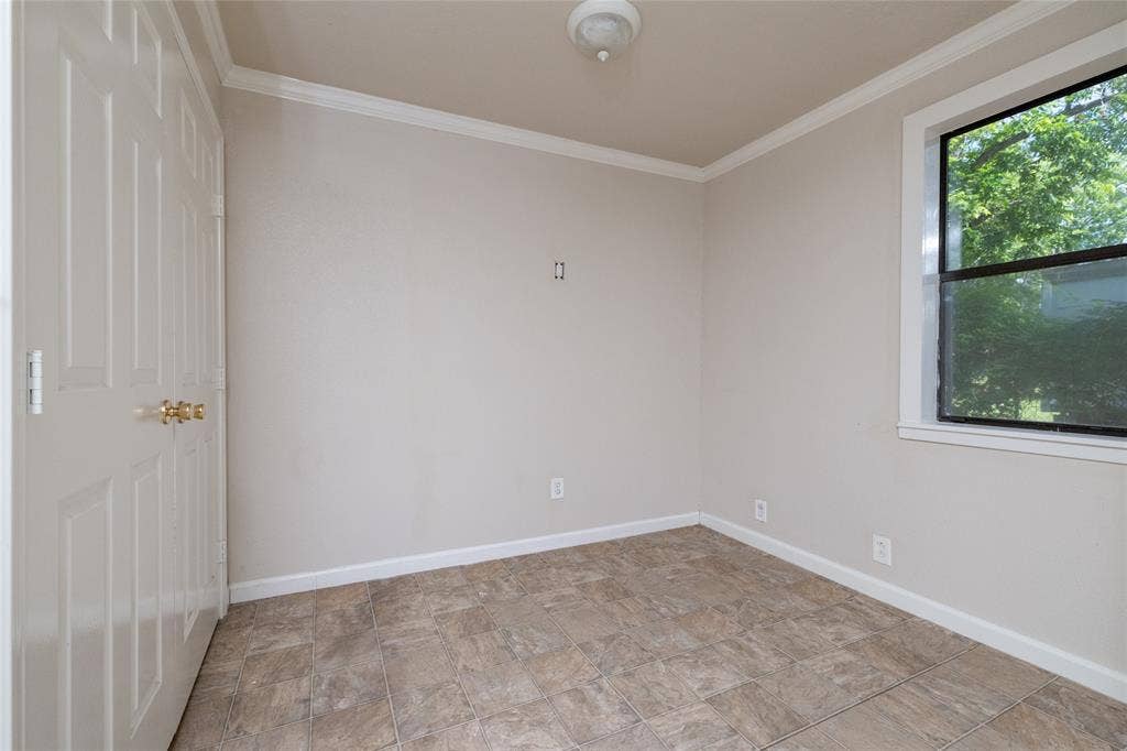 313 N Roe Street, White Settlement, TX 76108 313 N Roe Street, White Settlement, TX 76108