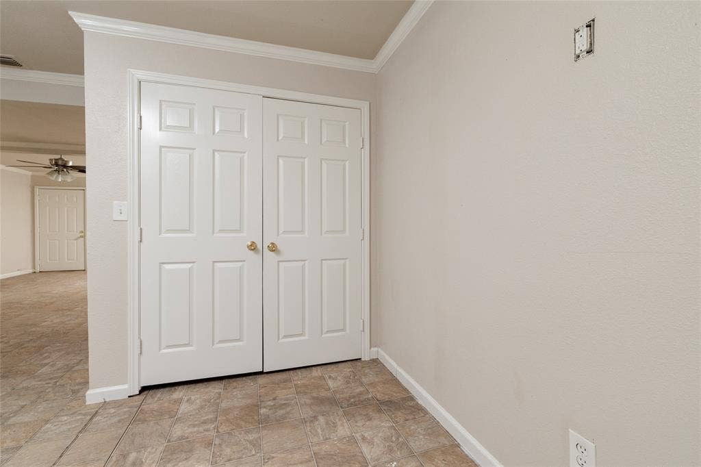 313 N Roe Street, White Settlement, TX 76108 313 N Roe Street, White Settlement, TX 76108