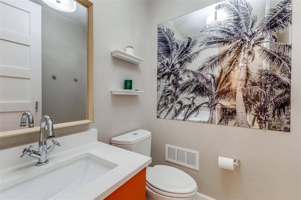 Powder Room