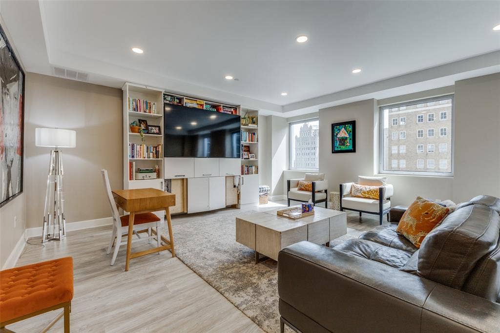 1505 Elm Street, #1101, Dallas, TX 75201