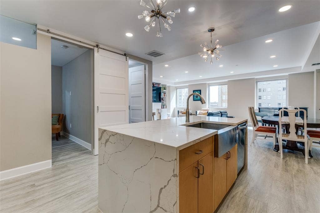 1505 Elm Street, #1101, Dallas, TX 75201