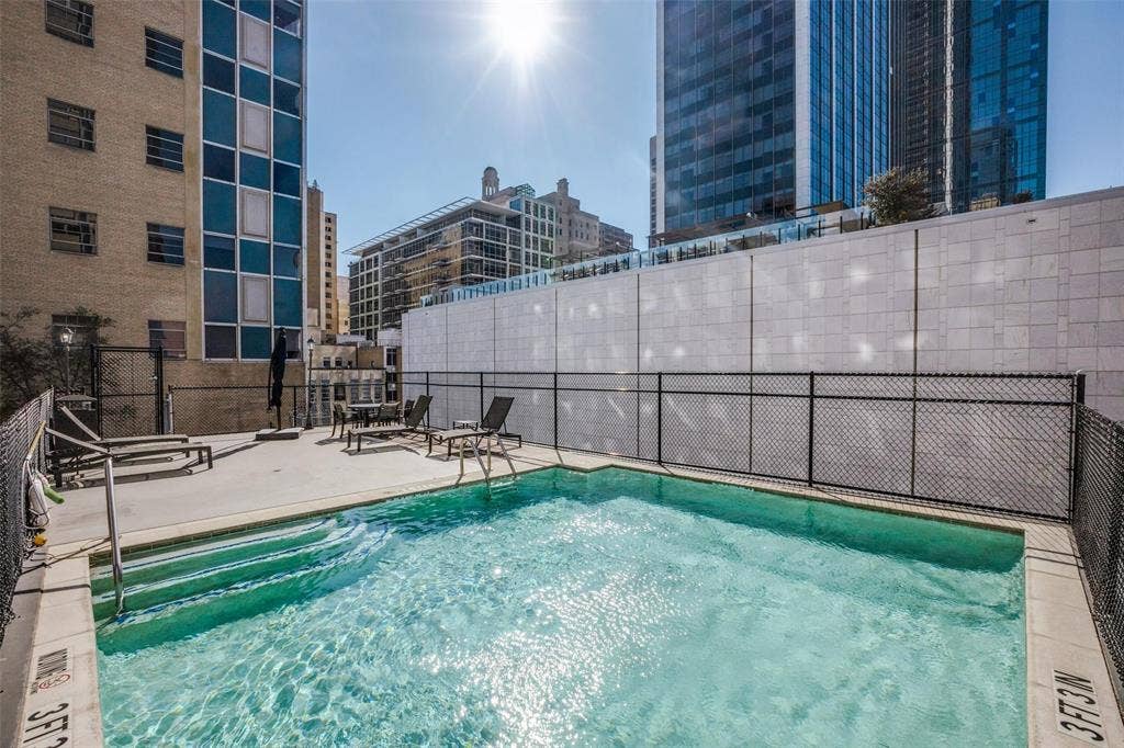 1505 Elm Street, #1101, Dallas, TX 75201