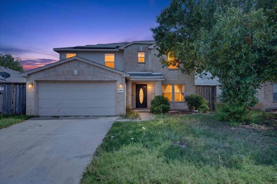 Property photo for 6008 Mckaskle Drive, Fort Worth, TX