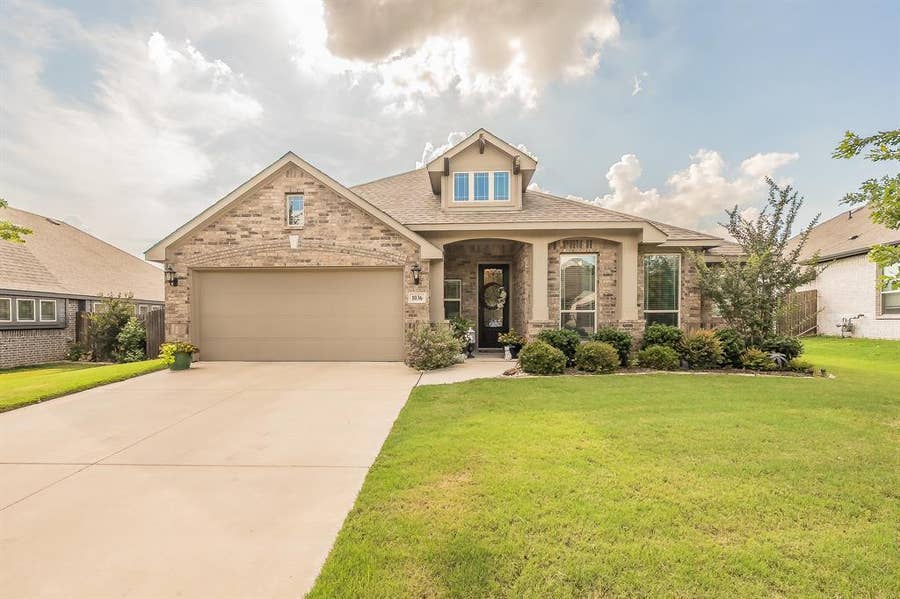 Property photo for 1036 Kingston Drive, Godley, TX