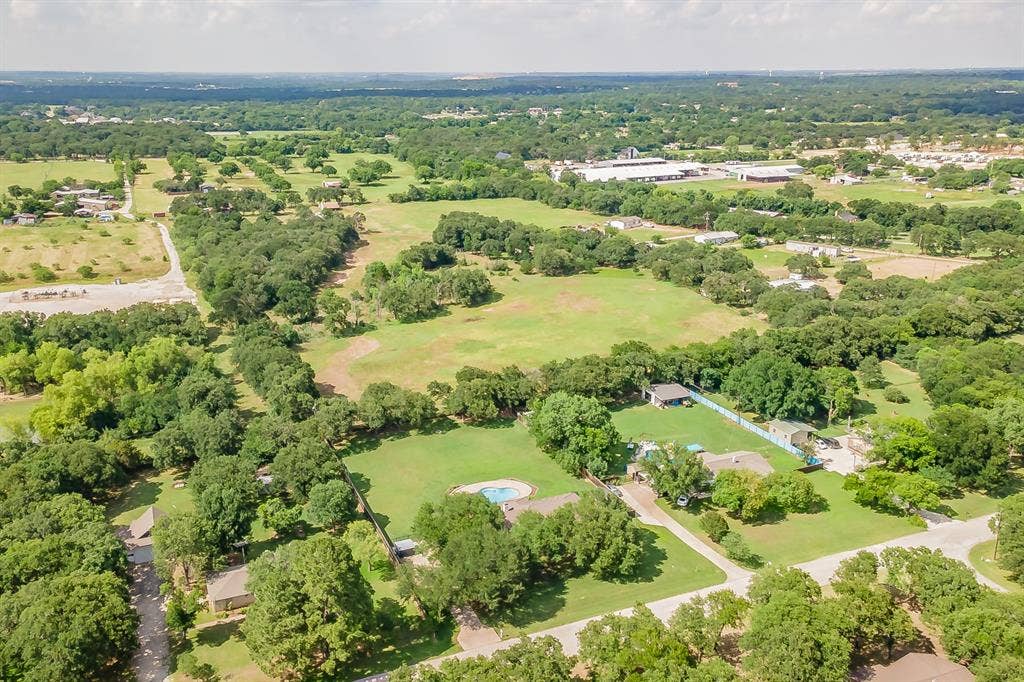 224 Bob White Trail, Burleson, TX 76028 224 Bob White Trail, Burleson, TX 76028
