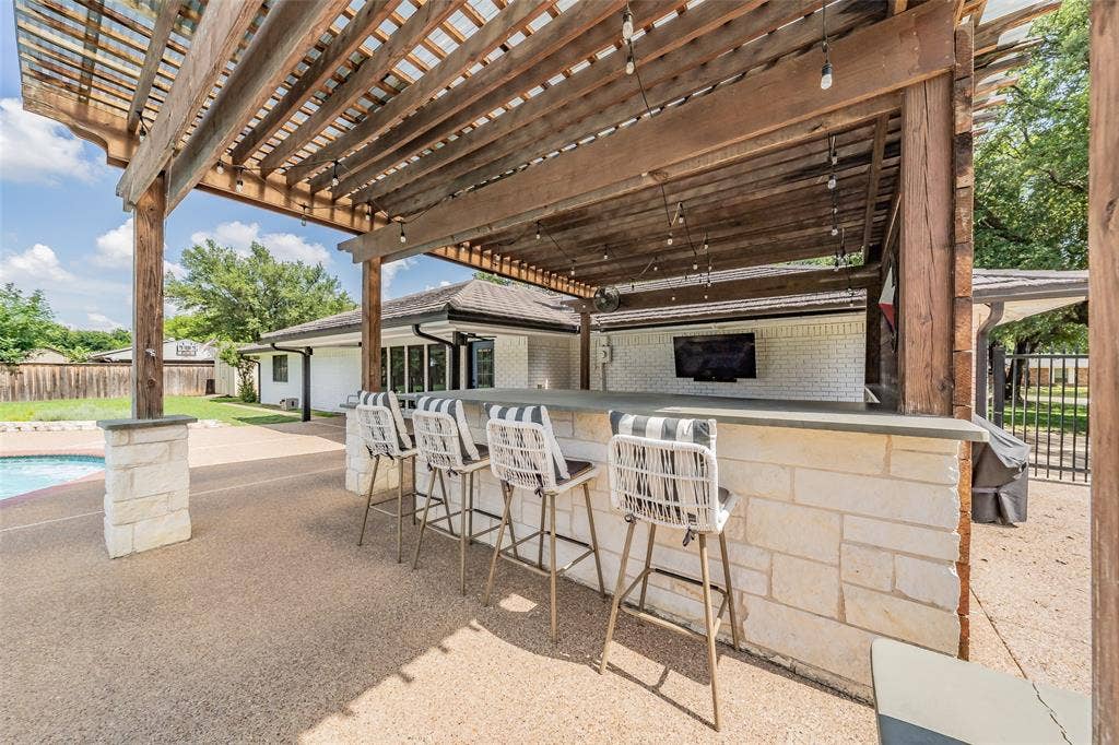 224 Bob White Trail, Burleson, TX 76028 224 Bob White Trail, Burleson, TX 76028