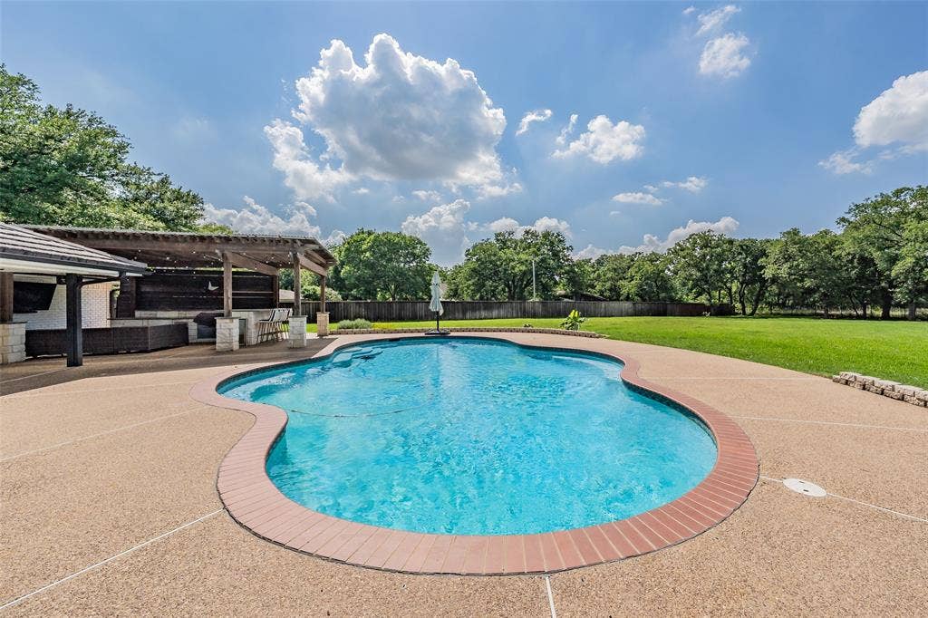 224 Bob White Trail, Burleson, TX 76028 224 Bob White Trail, Burleson, TX 76028