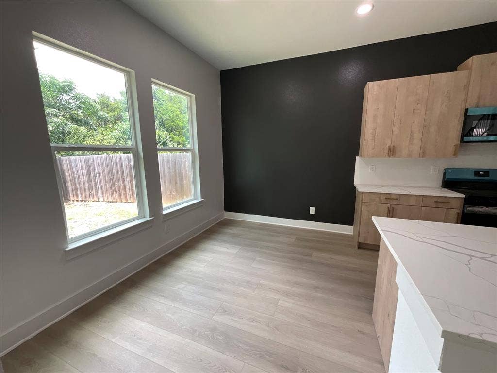 2823 Curvilinear Court, Dallas, TX 75227 Dining area