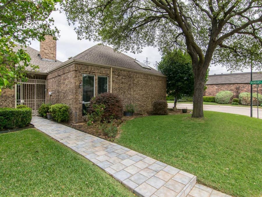 Property photo for 3215 San Sebastian Drive, Carrollton, TX
