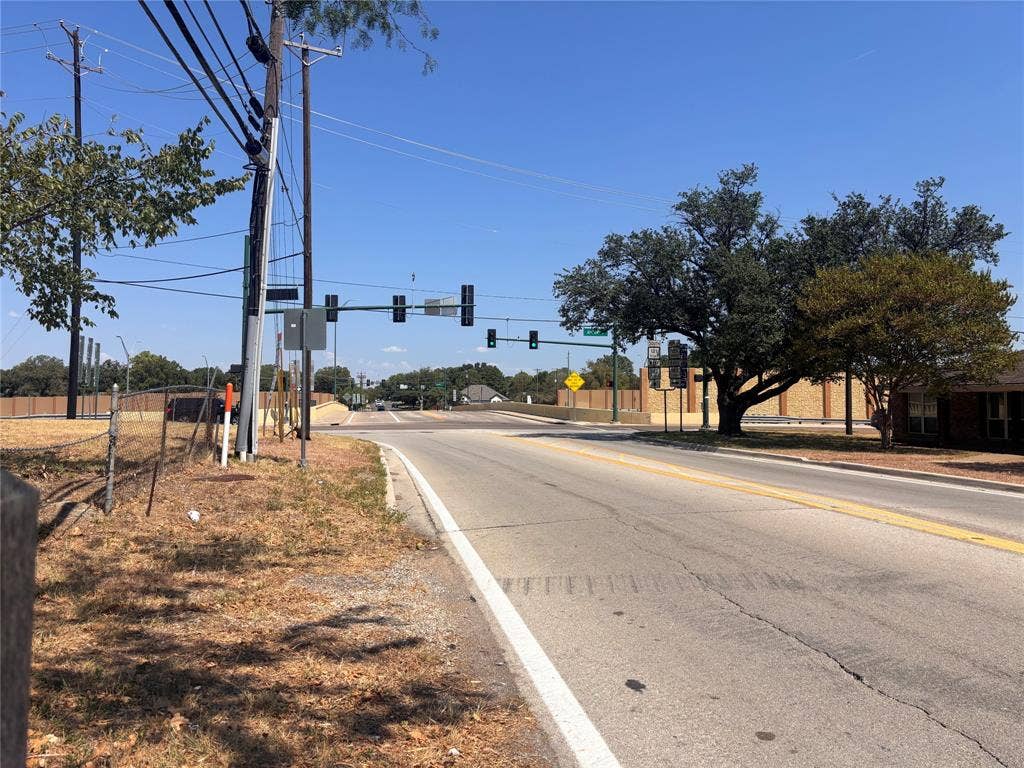 1441 Hurstview Drive, Hurst, TX 76053 Additional content