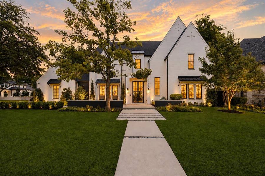 Property photo for 11224 Northgate Circle, Dallas, TX