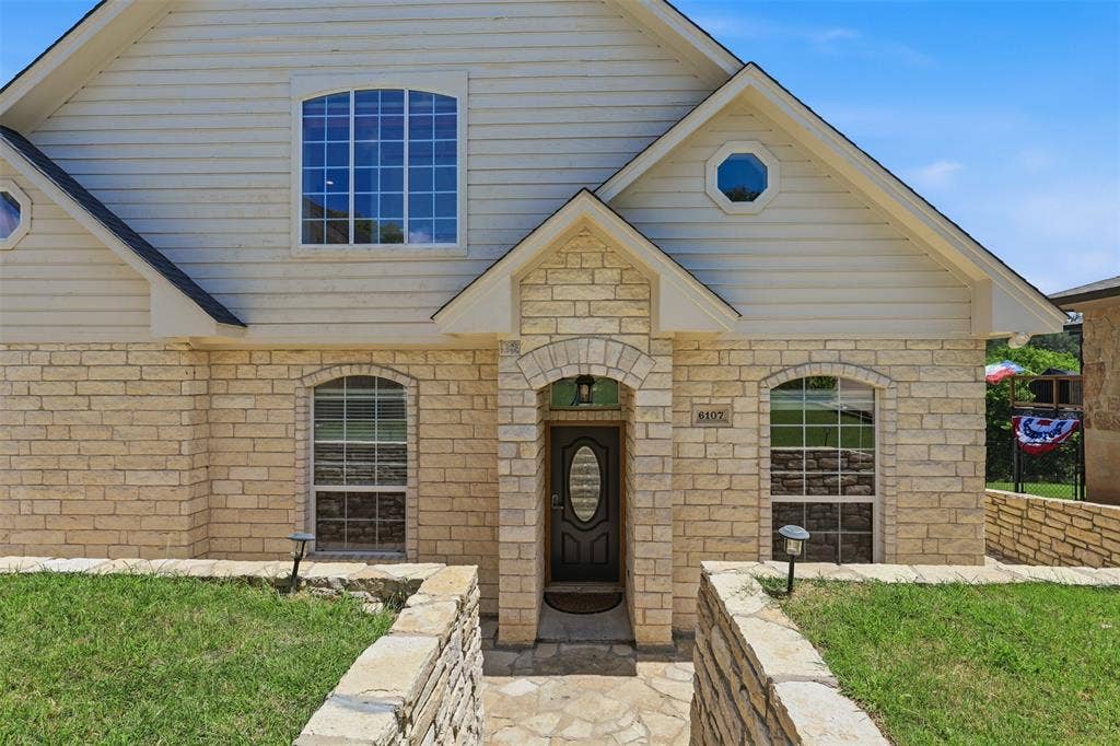 6107 Grande Cove Court, Granbury, TX 76049 6107 Grande Cove Court, Granbury, TX 76049