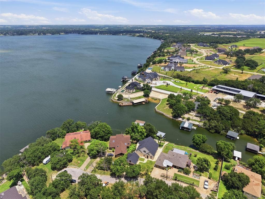 6107 Grande Cove Court, Granbury, TX 76049 6107 Grande Cove Court, Granbury, TX 76049