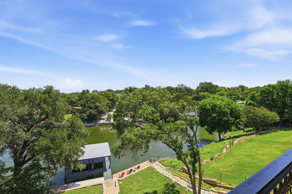 6107 Grande Cove Court, Granbury, TX 76049 6107 Grande Cove Court, Granbury, TX 76049