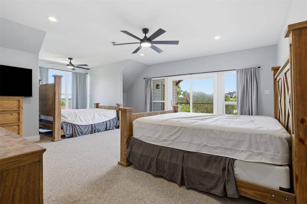 6107 Grande Cove Court, Granbury, TX 76049 6107 Grande Cove Court, Granbury, TX 76049