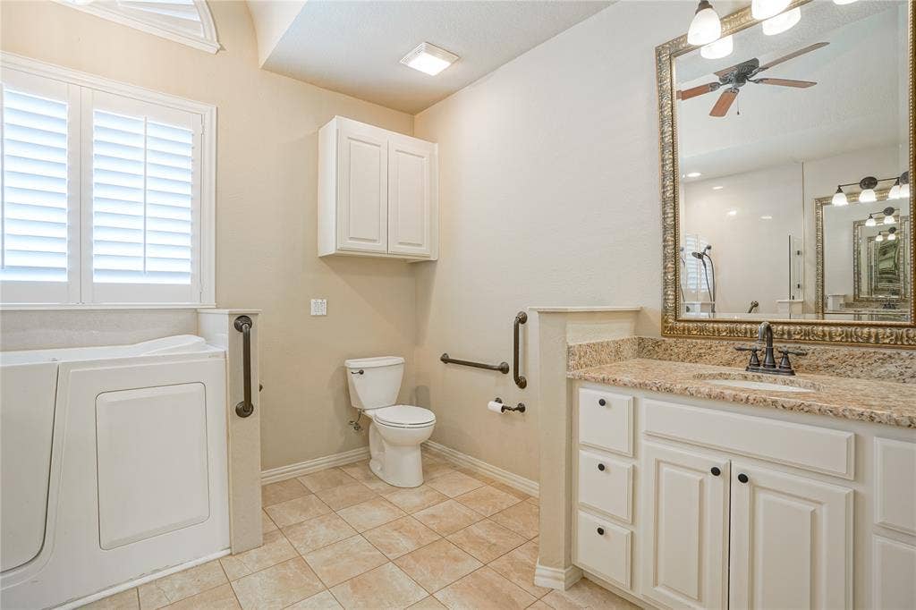 609 Trails End Court, Hurst, TX 76054 609 Trails End Court, Hurst, TX 76054