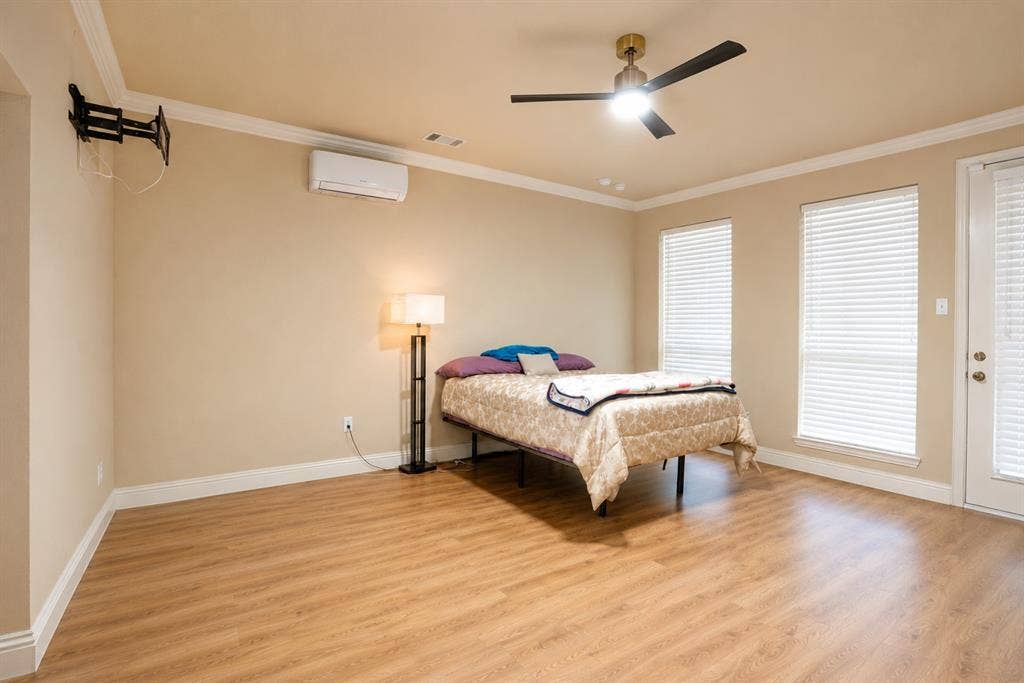 609 Trails End Court, Hurst, TX 76054 609 Trails End Court, Hurst, TX 76054