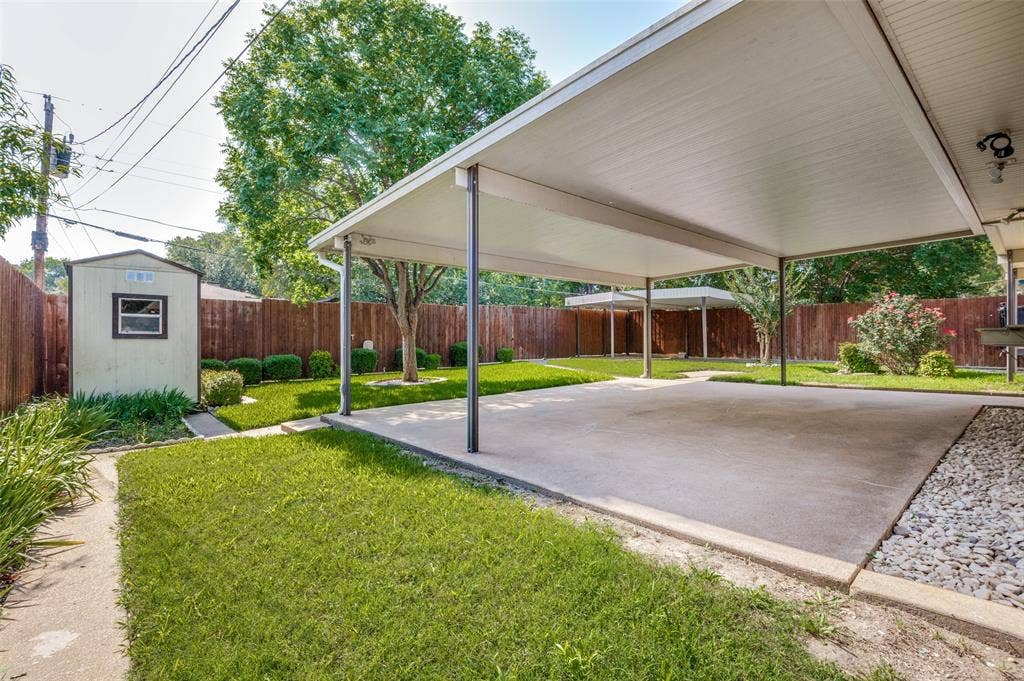 816 Misty Glen Drive, DeSoto, TX 75115 816 Misty Glen Drive, DeSoto, TX 75115
