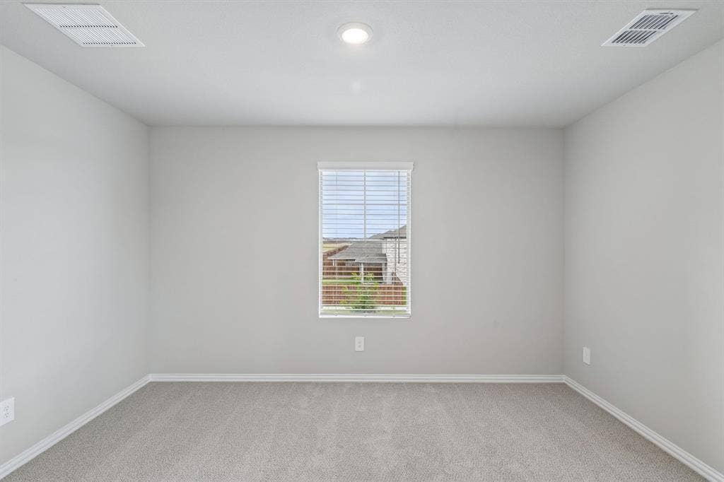 1934 Tradition Drive, Seagoville, TX 75159 Photo is not of the actual home, but is an inspirational photo of builder’s model home and may depict options, furnishings, and/or decorator features that are not included.