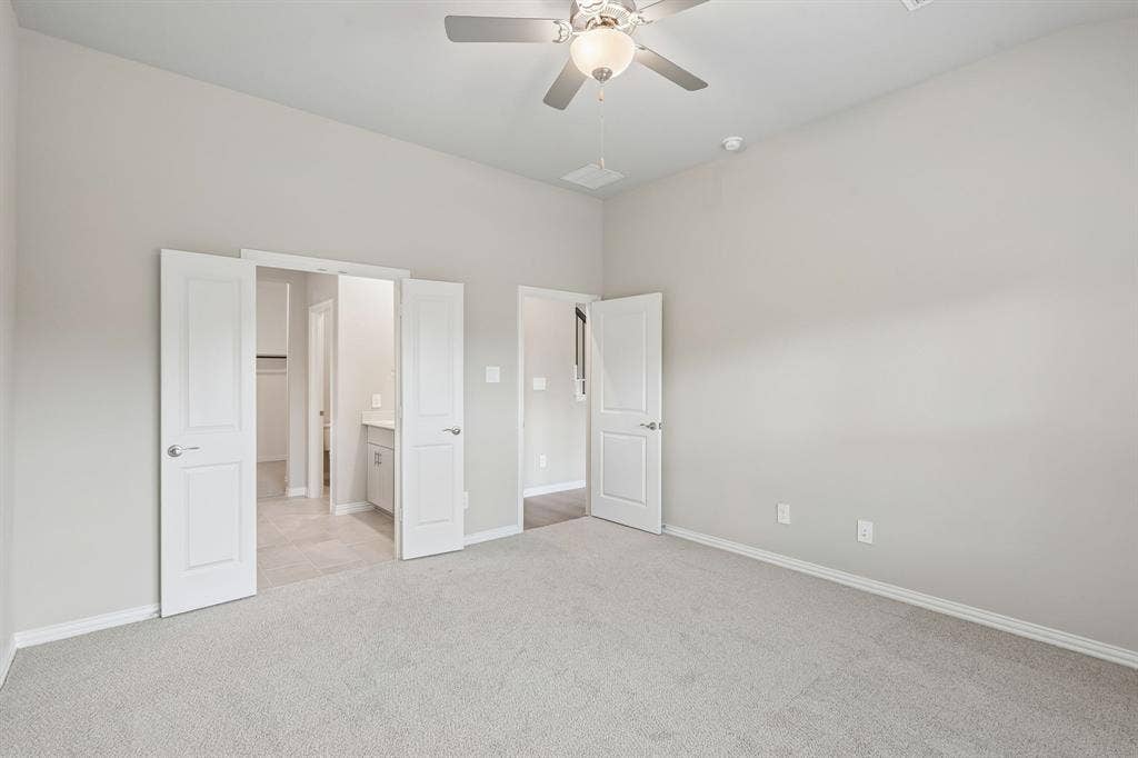 1934 Tradition Drive, Seagoville, TX 75159 Photo is not of the actual home, but is an inspirational photo of builder’s model home and may depict options, furnishings, and/or decorator features that are not included.