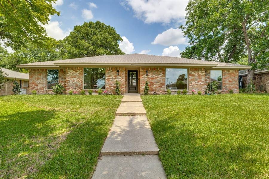 Property photo for 2809 Mollimar Drive, Plano, TX