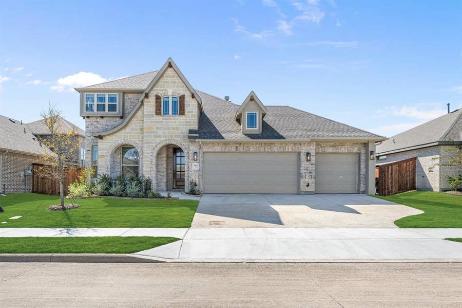 Property photo for 3042 Duck Heights Avenue, Royse City, TX
