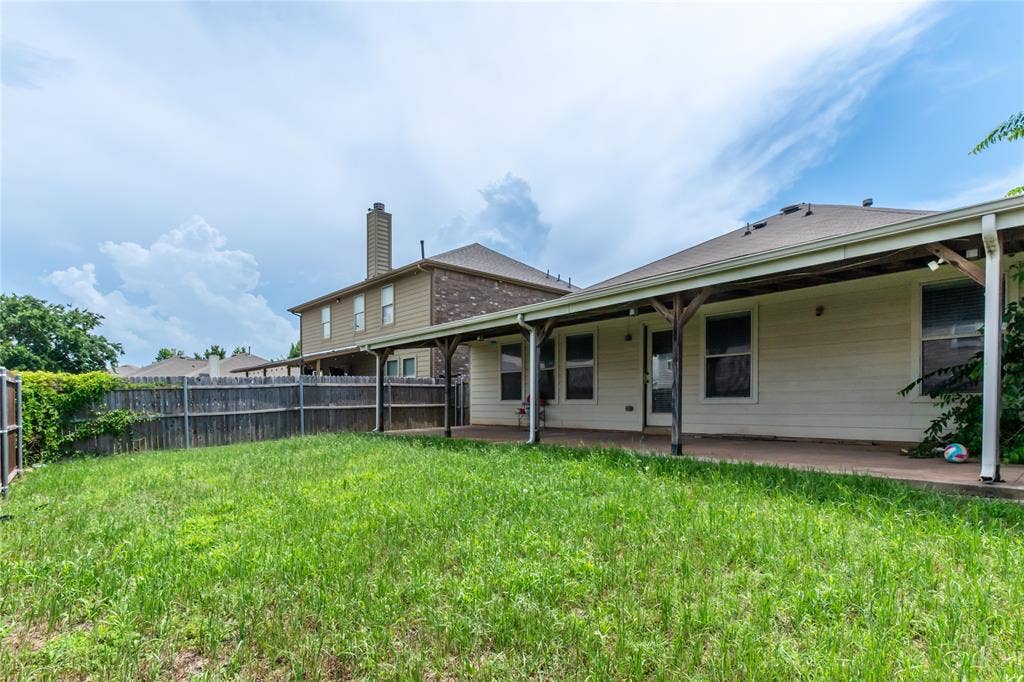 476 Paddle Drive, Crowley, TX 76036 476 Paddle Drive, Crowley, TX 76036