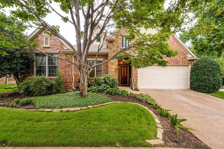 Property photo for 4037 Cotswold Court, Dallas, TX