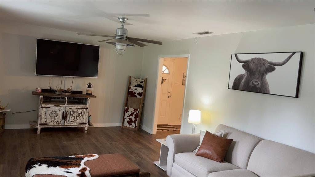 808 Shady Trail, Athens, TX 75751 808 Shady Trail, Athens, TX 75751