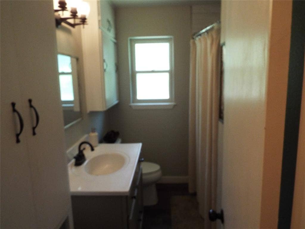808 Shady Trail, Athens, TX 75751 808 Shady Trail, Athens, TX 75751